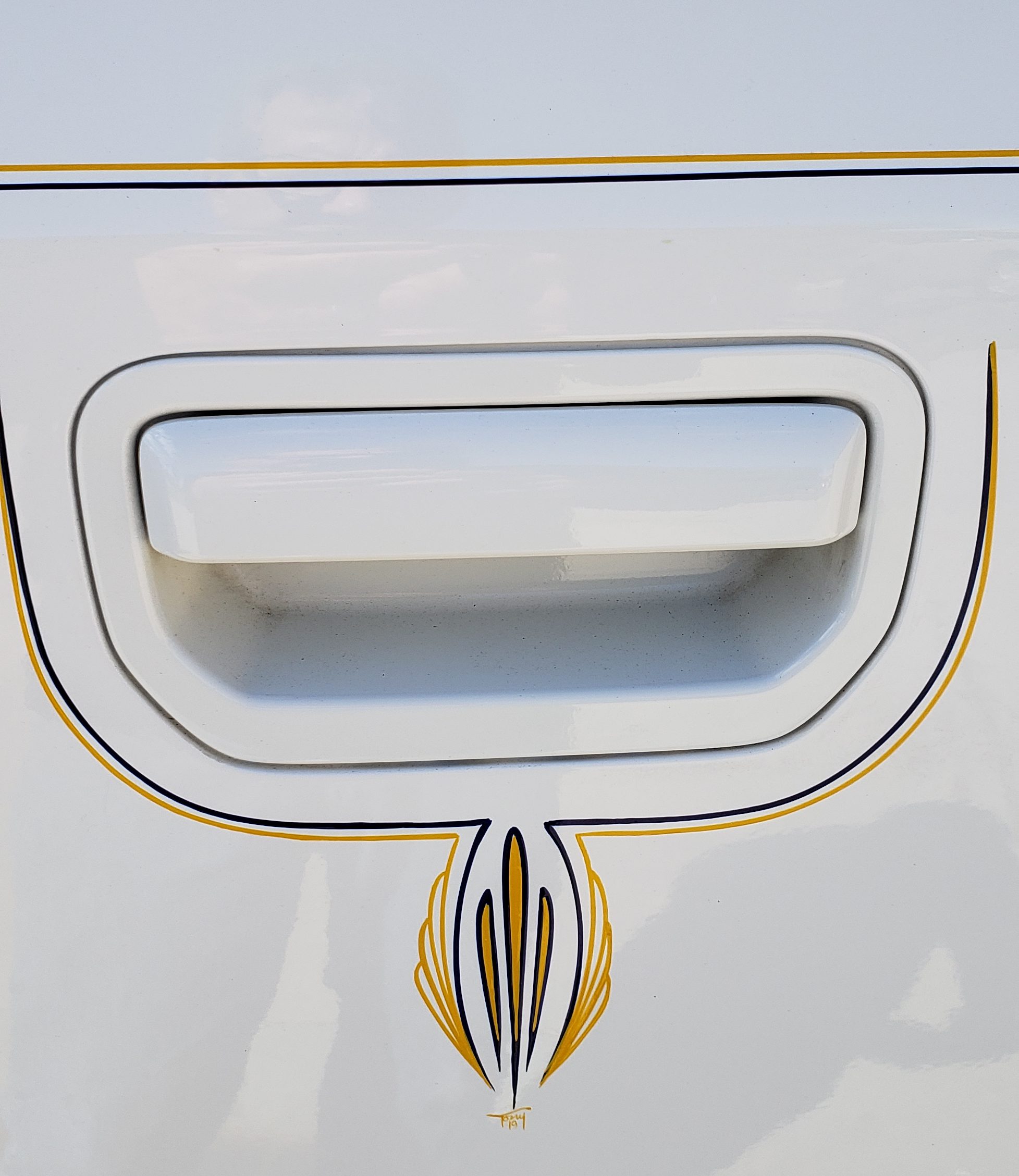 examples of pinstriping on cars